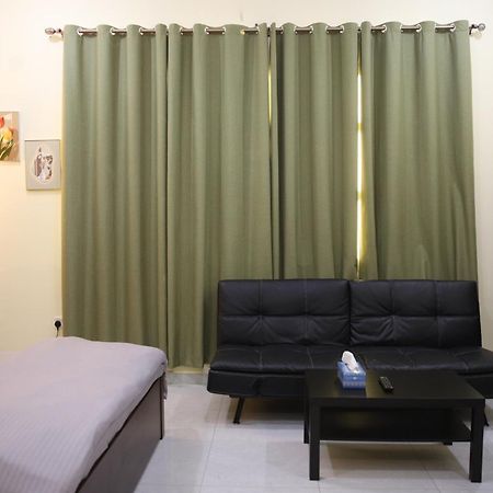 אבו דאבי Luxury Private Studio Apartment Close To Airport מראה חיצוני תמונה